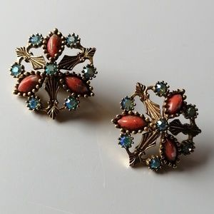Caroline Emmons Vintage 1960s Persian Treasure Antiqued AB Clip Earrings